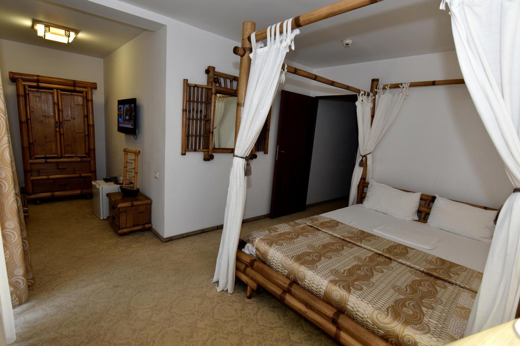 Conac Bavaria Buşteni Zimmer foto