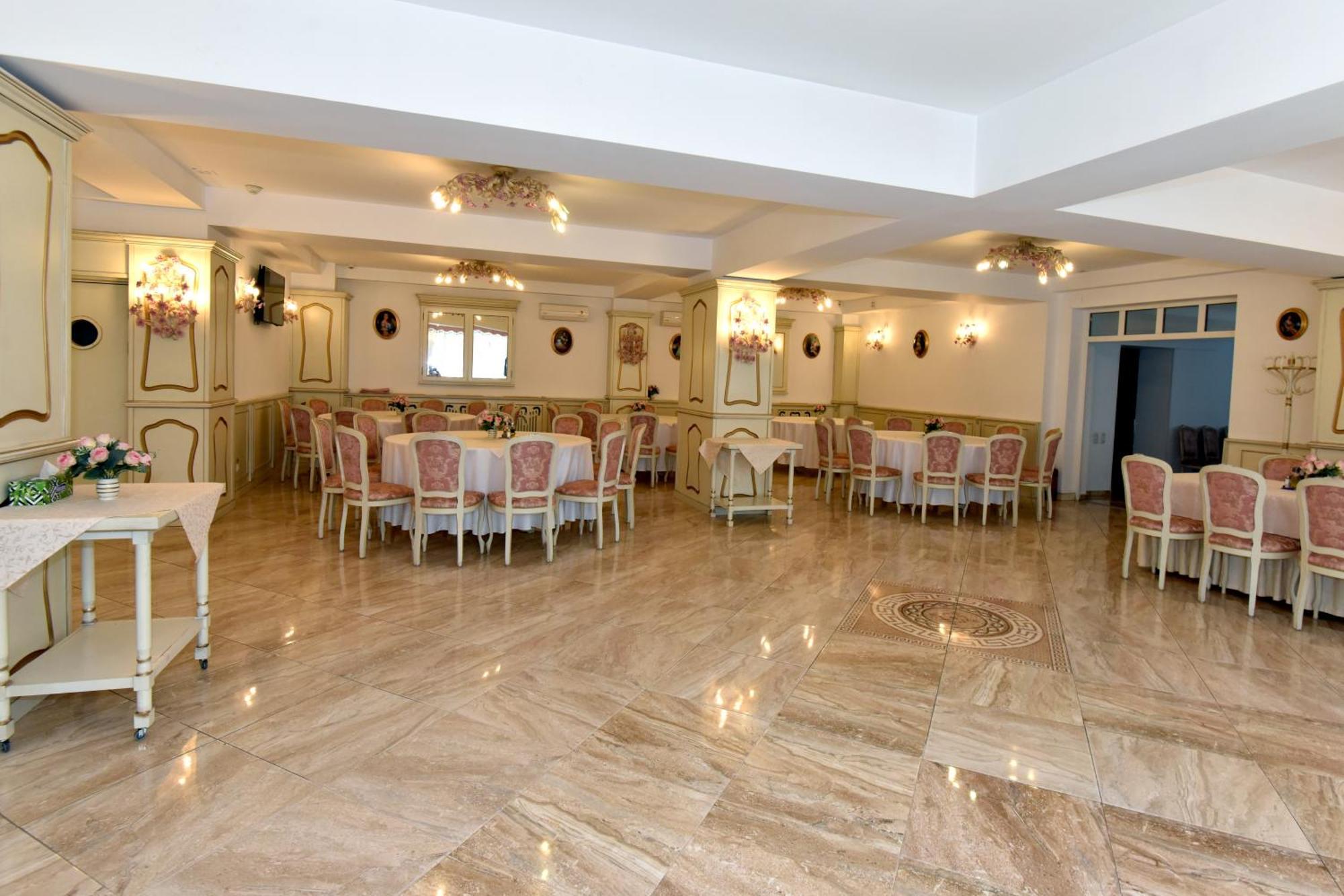 Conac Bavaria Buşteni Exterior foto